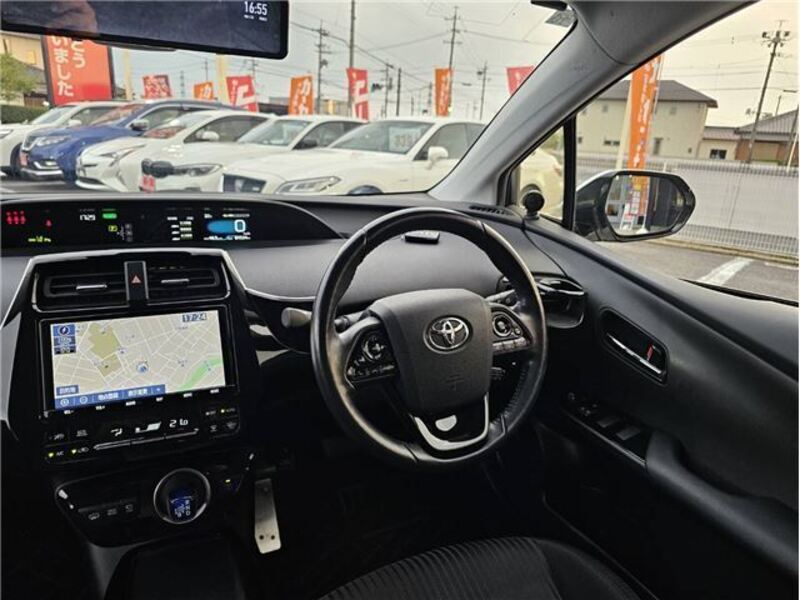PRIUS PHV
