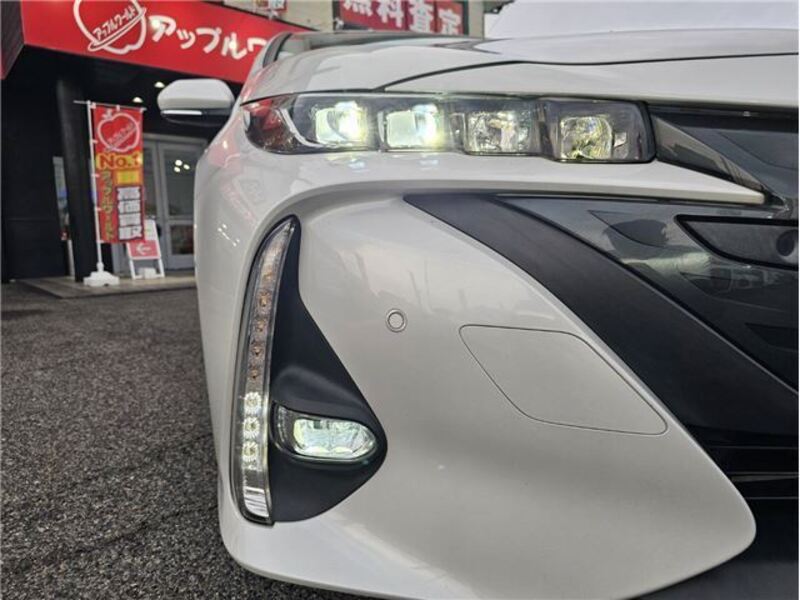 PRIUS PHV