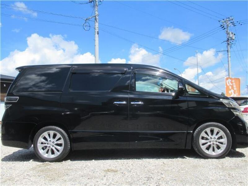 VELLFIRE