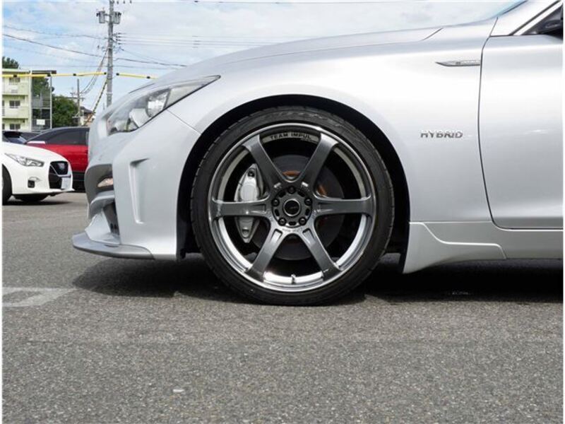 SKYLINE