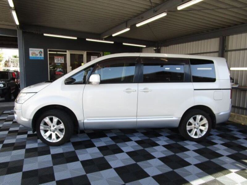 DELICA D5