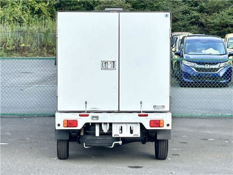 CARRY TRUCK