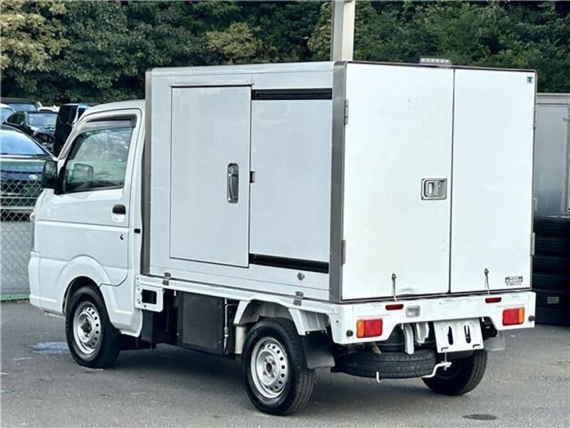 CARRY TRUCK