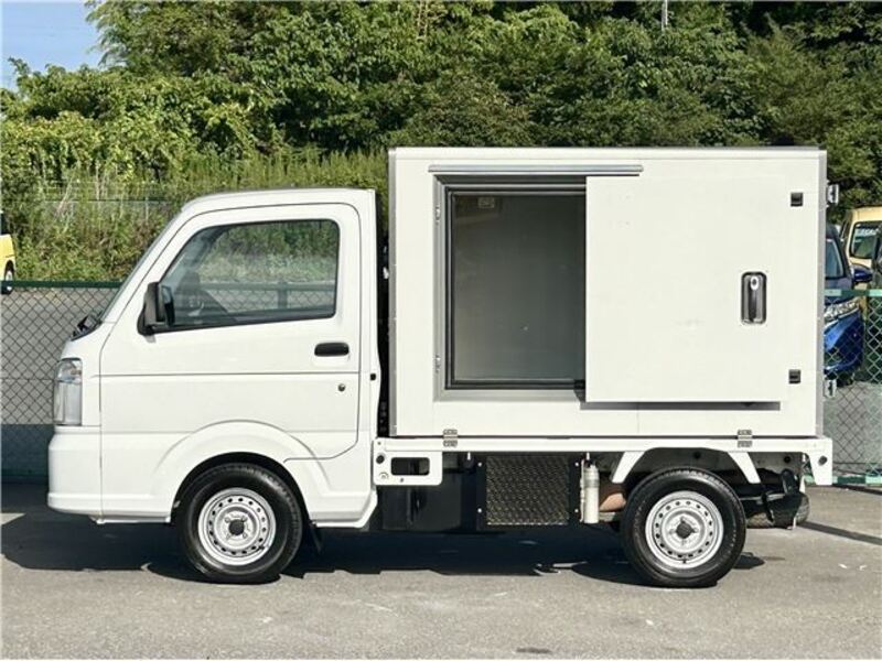 CARRY TRUCK