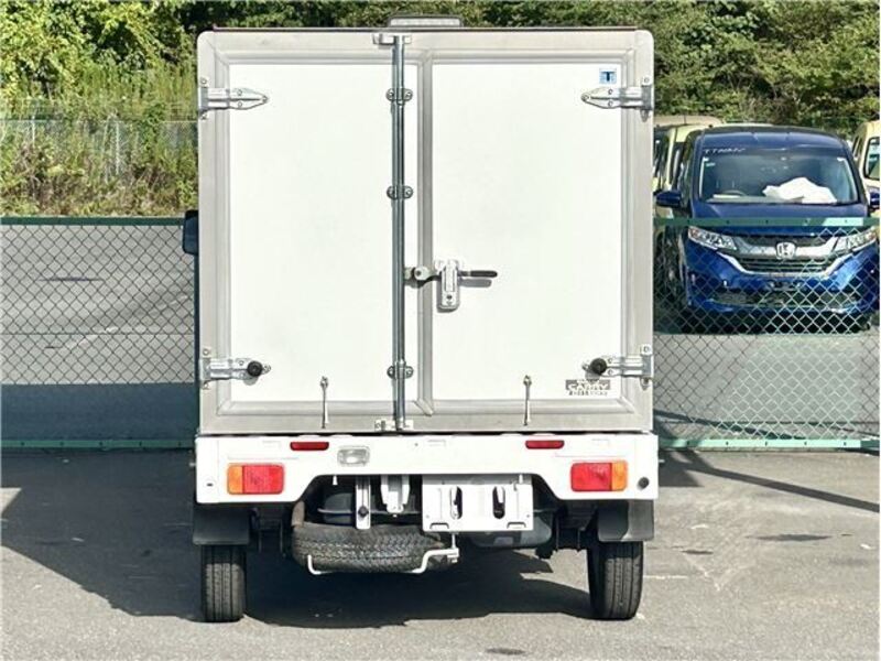 CARRY TRUCK
