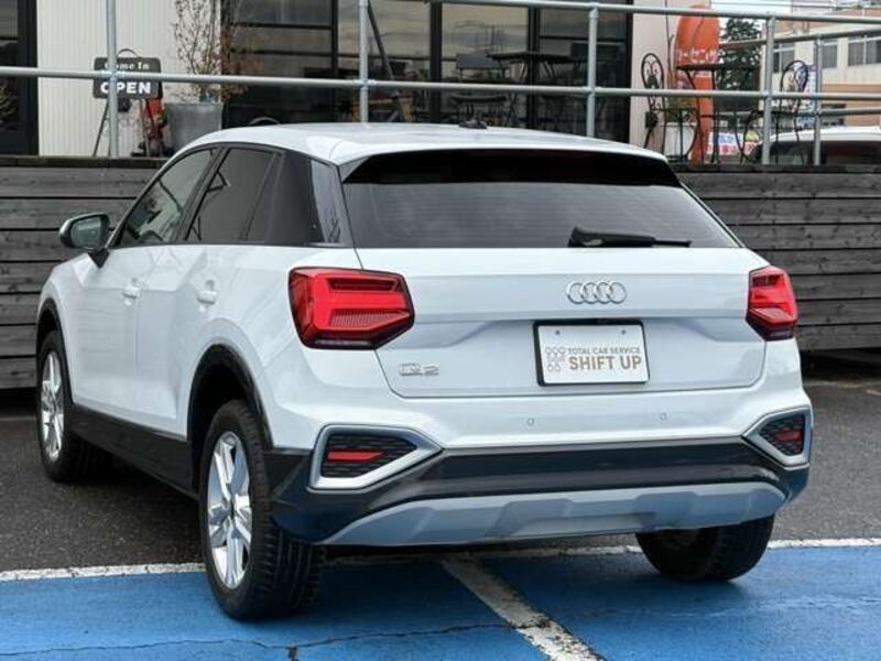 Q2
