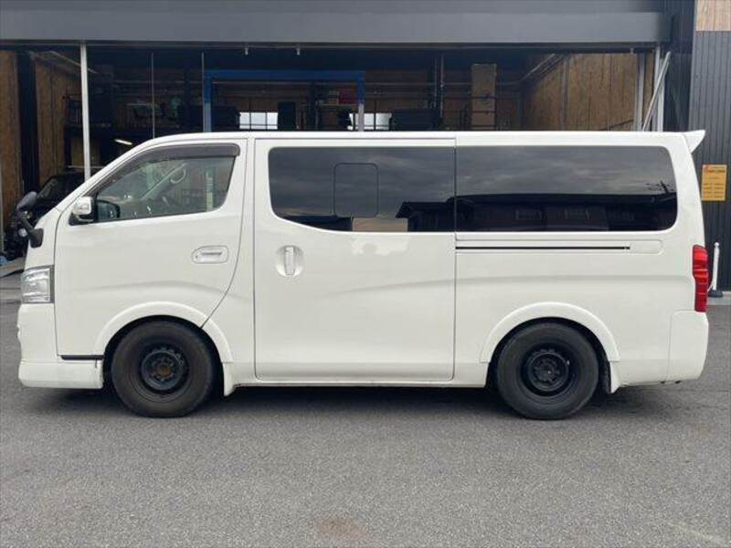 NV350 CARAVAN