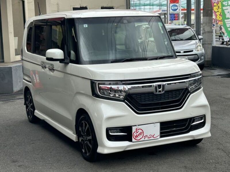 N BOX CUSTOM