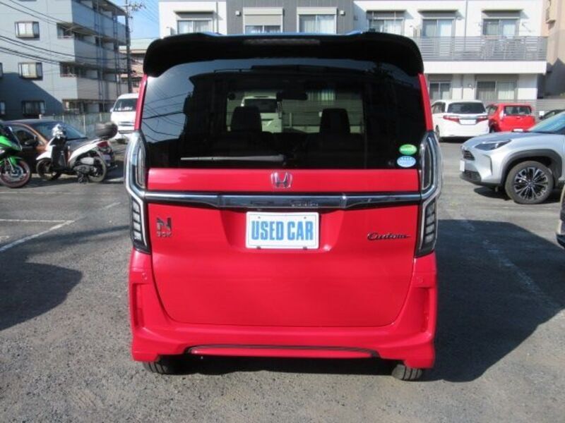 N BOX CUSTOM