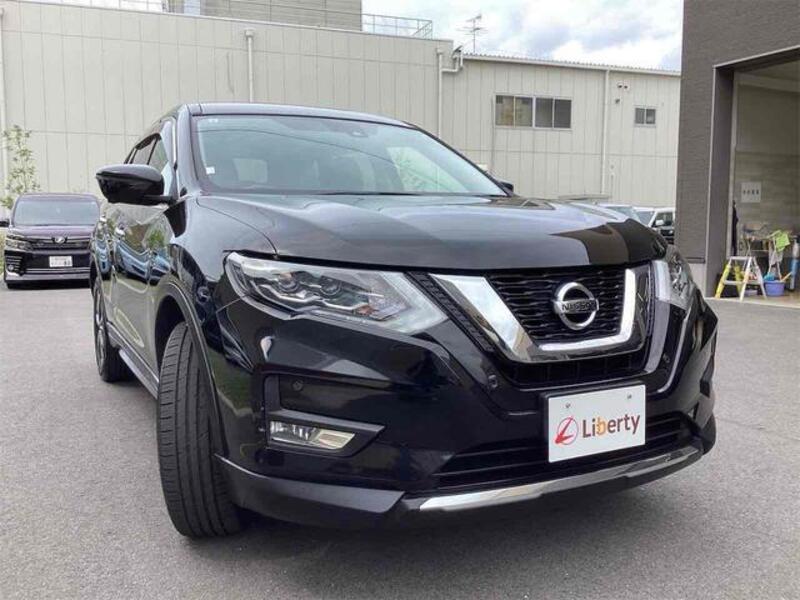 X-TRAIL