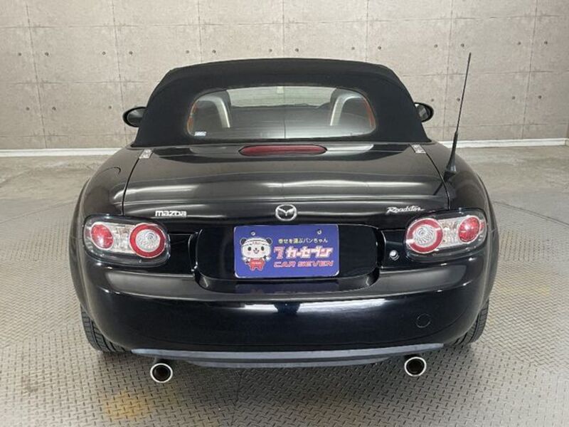 ROADSTER