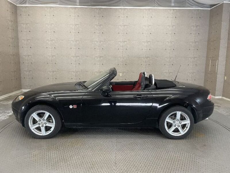 ROADSTER