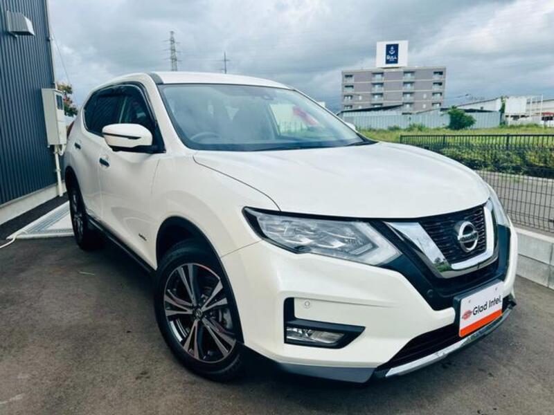 X-TRAIL