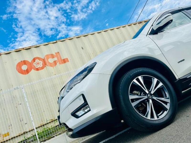 X-TRAIL