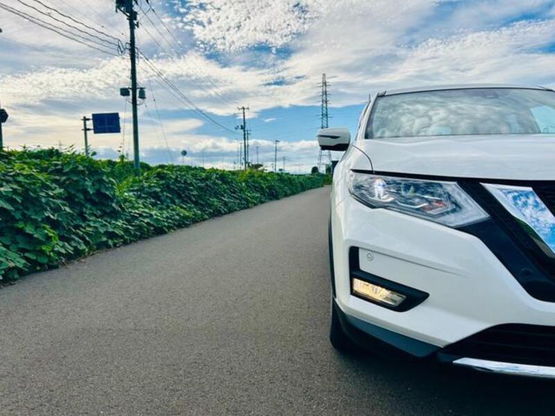 X-TRAIL