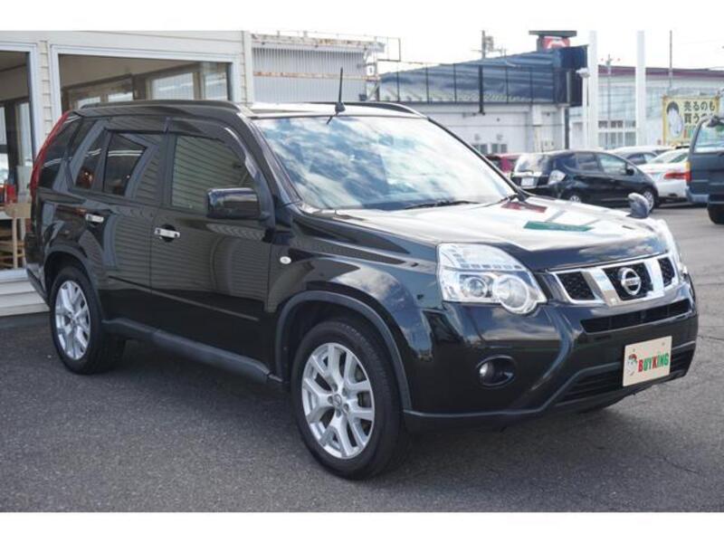 X-TRAIL