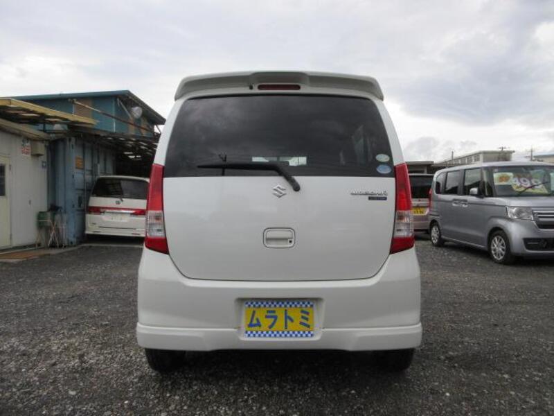 WAGON R