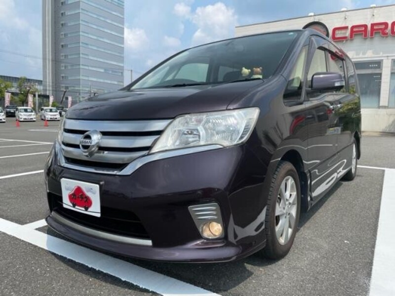 NISSAN SERENA