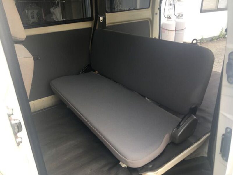 CLIPPER VAN