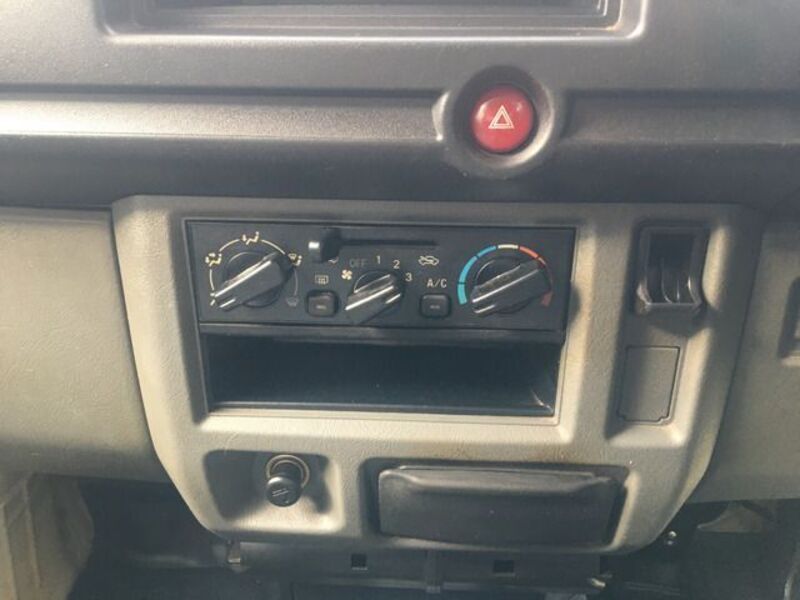 CLIPPER VAN