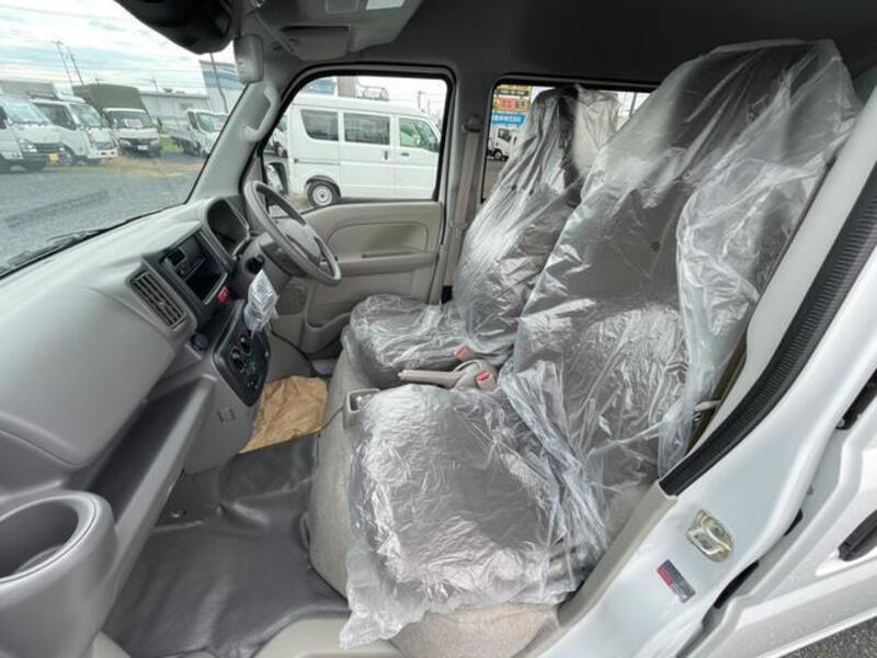 MINICAB VAN