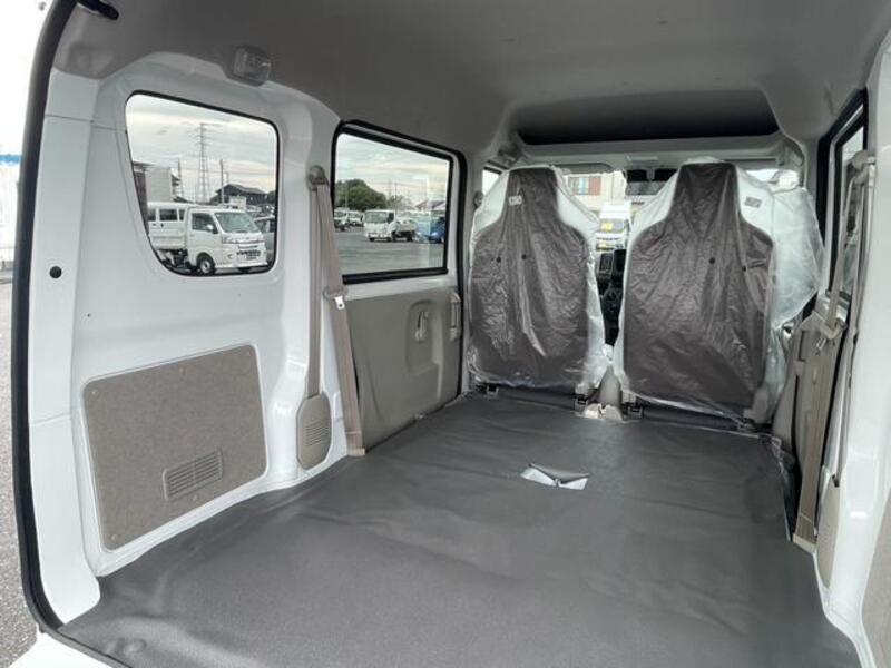 MINICAB VAN