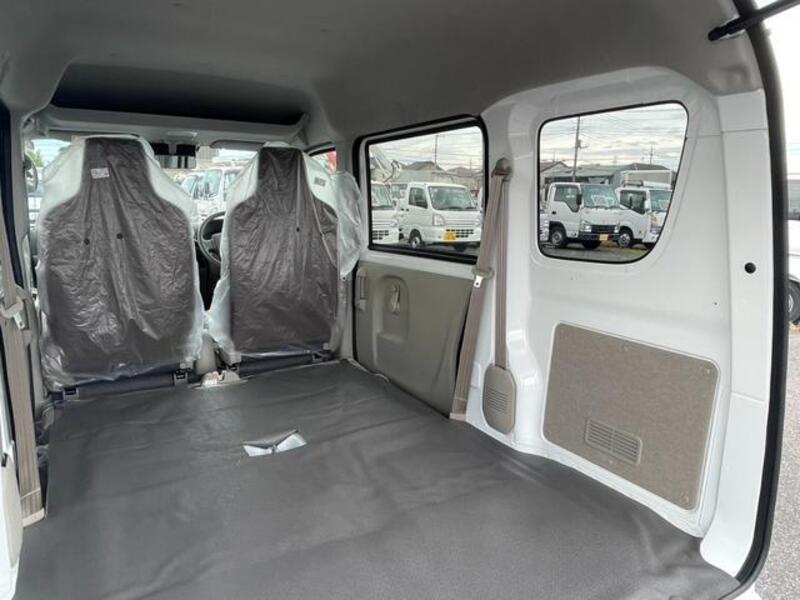 MINICAB VAN