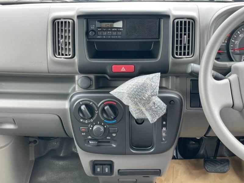 MINICAB VAN