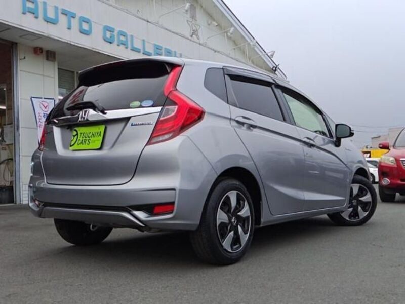 FIT HYBRID