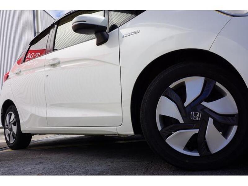 FIT HYBRID