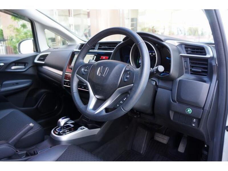 FIT HYBRID