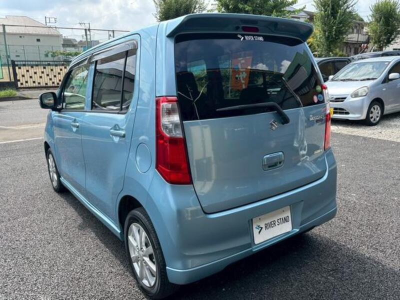 WAGON R