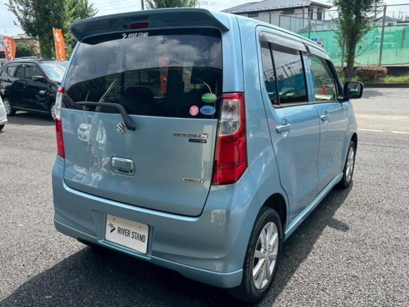 WAGON R