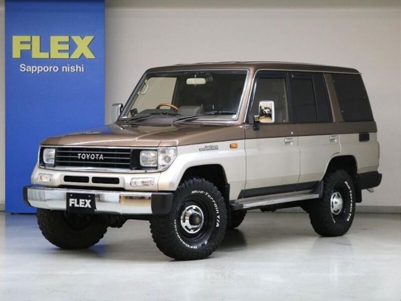 TOYOTA LAND CRUISER PRADO