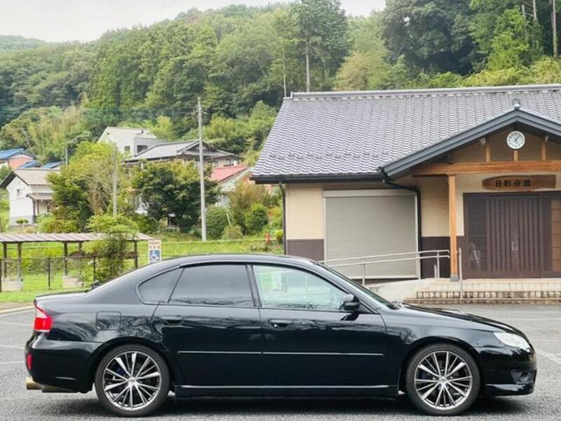 LEGACY B4