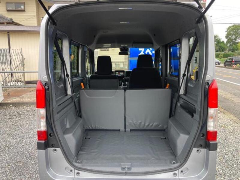 N-VAN