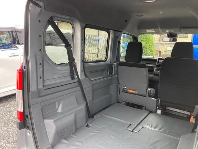 N-VAN