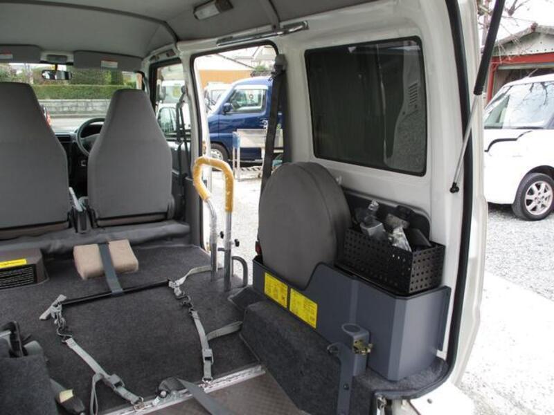 CLIPPER VAN