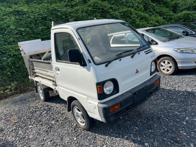 MINICAB TRUCK