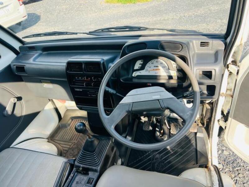 MINICAB TRUCK