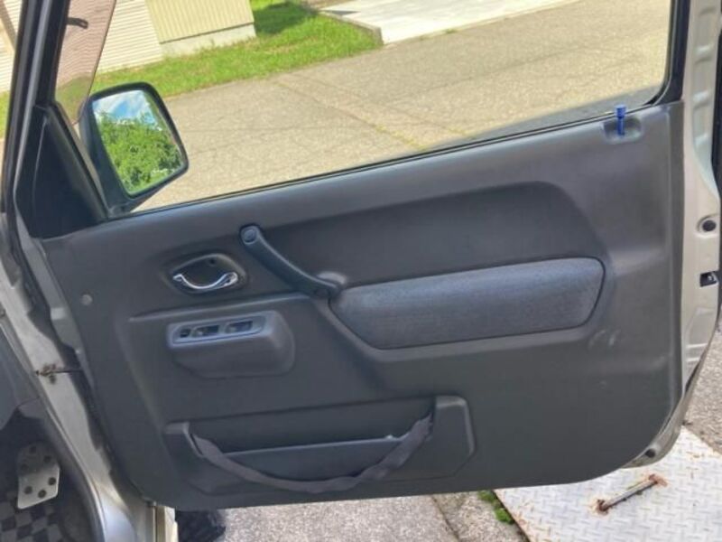 JIMNY SIERRA