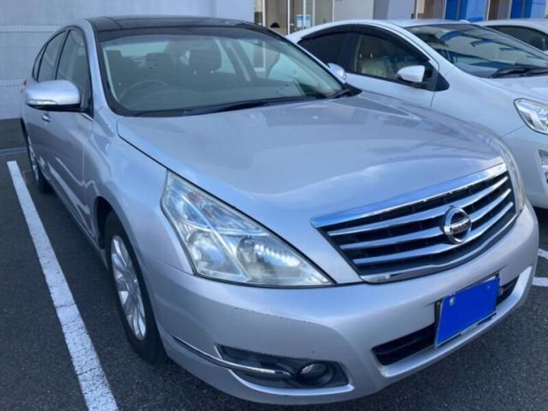 NISSAN TEANA