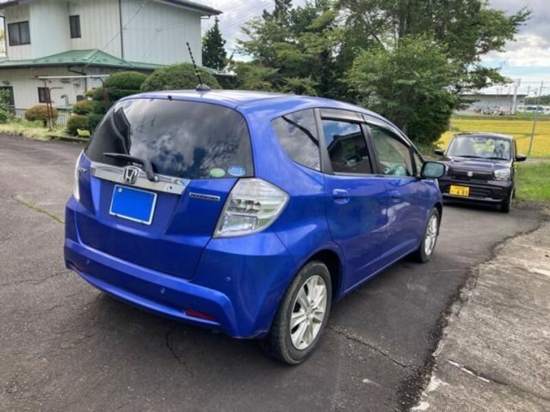 FIT HYBRID