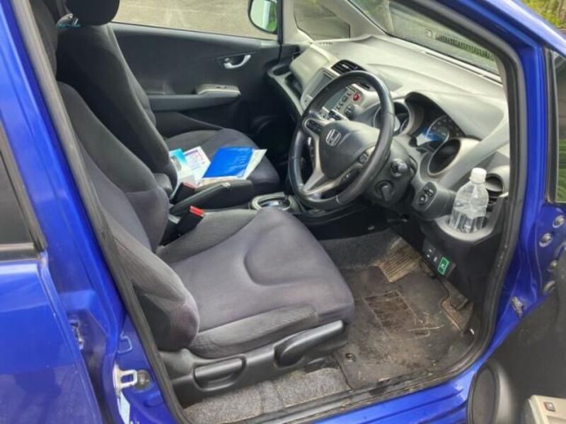 FIT HYBRID