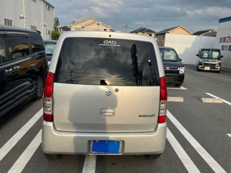WAGON R