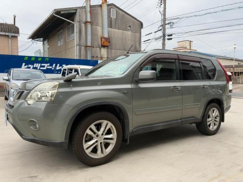 X-TRAIL