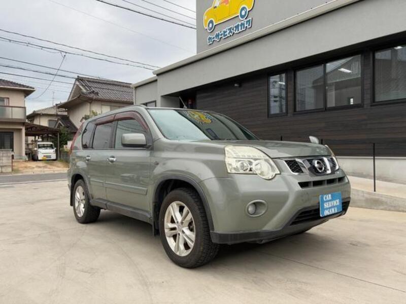 X-TRAIL
