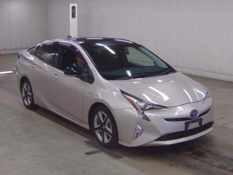 PRIUS-0