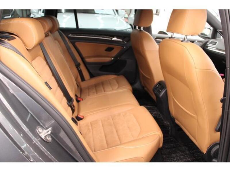 GOLF VARIANT