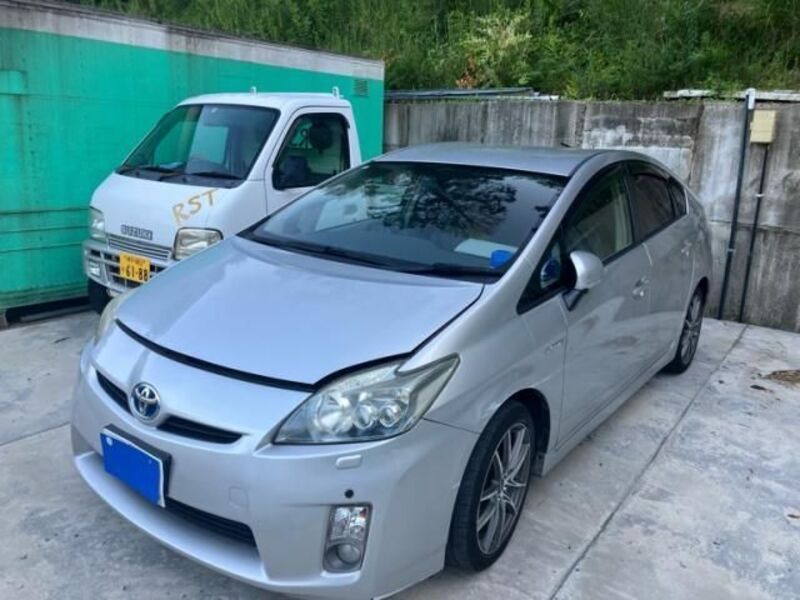 PRIUS-0